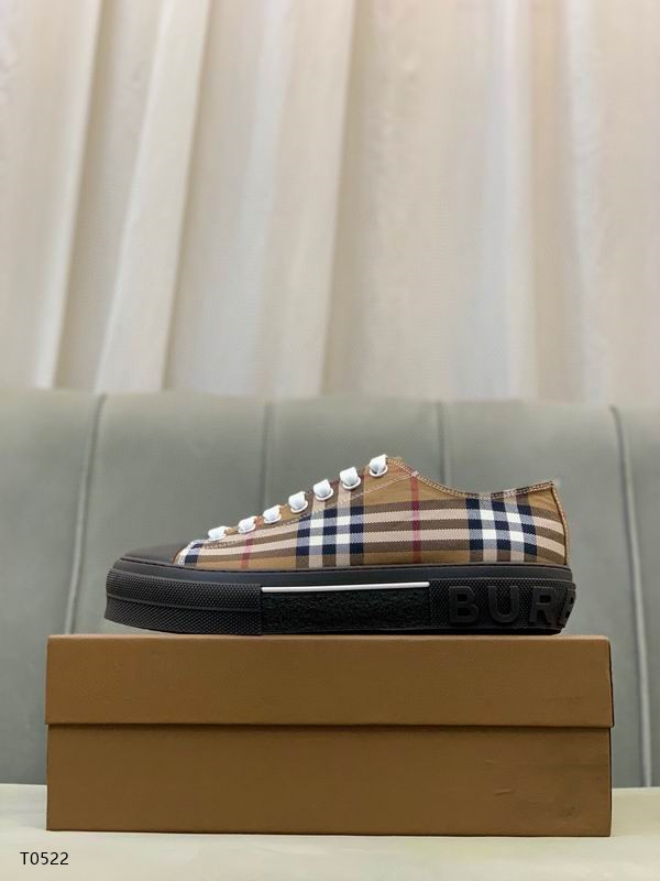 men Burberry shoes-126